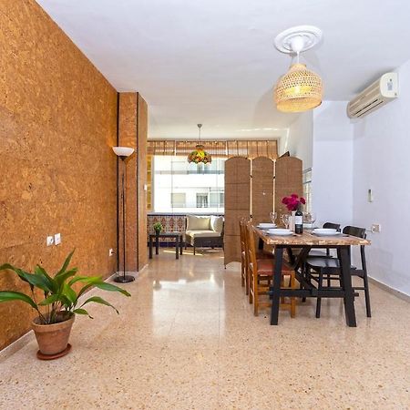 -Malagasunapts- West Beach Malaga Seafood & Relax Exterior foto